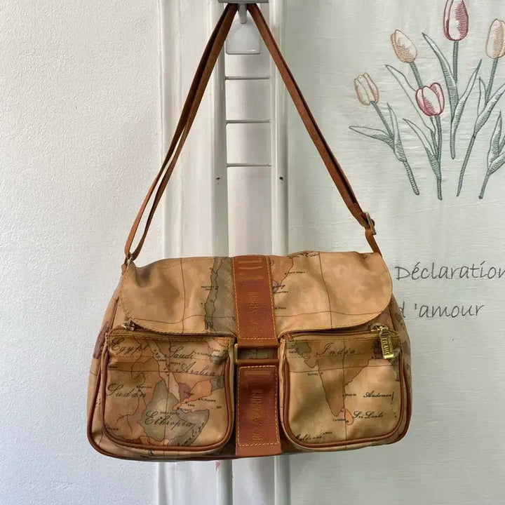 [BUNJANG] Prima Classe GEO Map Pattern Shoulder Bag / 상태굿-프리마클라쎄 GEO 지도 패턴 숄더백 091