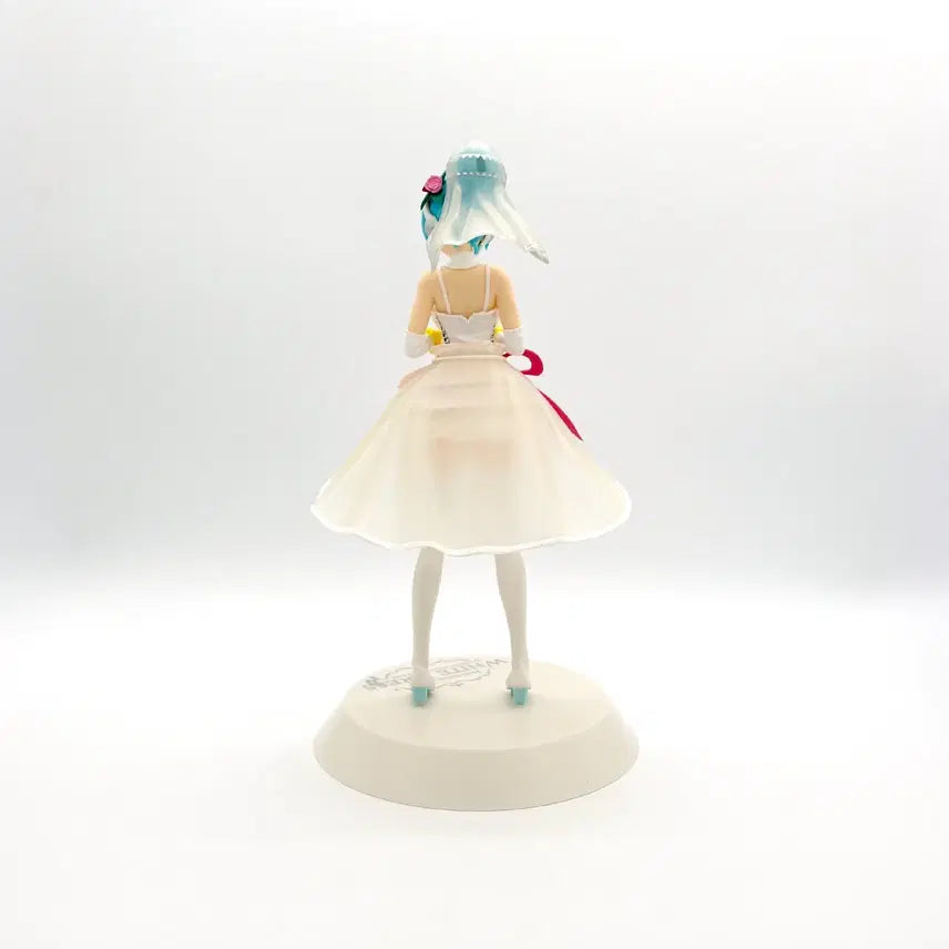 [BUNJANG] Hatsune Miku Project Diva White Dress Wedding Figure / [개봉전시] 하츠네 미쿠 SPM 프로젝트 디바 화이트 드레스 웨딩 피규어
