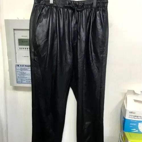 [SOLD OUT] 자라 레더 바지