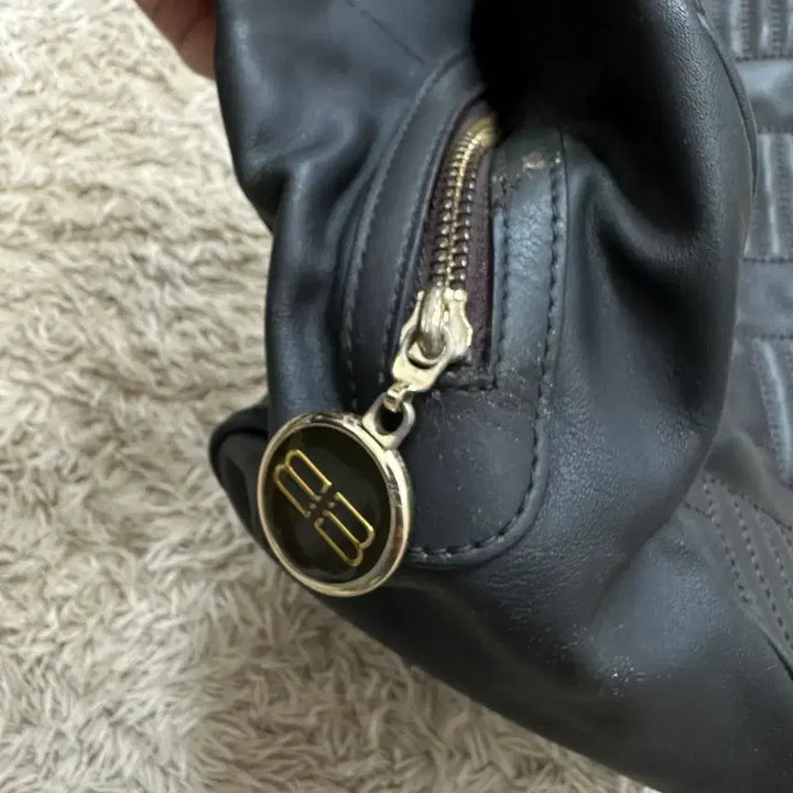 [BUNJANG] Balenciaga BB Quilted Chain Tote Bag / 발렌시아가 BB 퀼팅 체인 토트백 / 핸드백