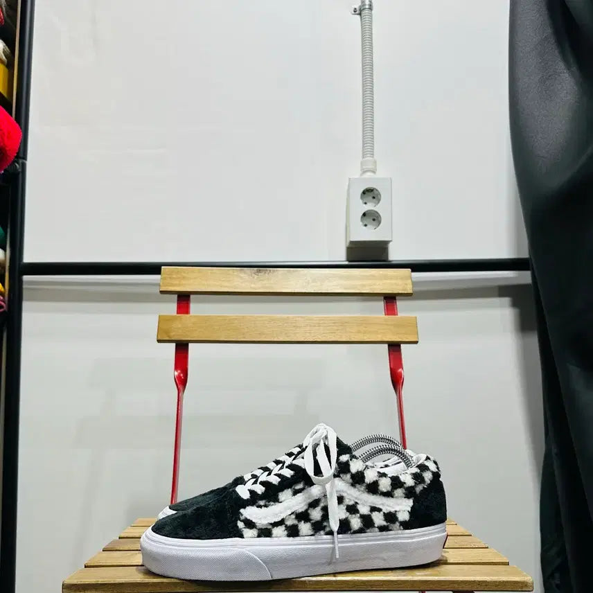 [BUNJANG] Vans Old Skool Checkerboard Sneakers / 260) 반스 운동화 남성 남자 올드스쿨 체커보드 퍼 블랙 화이트