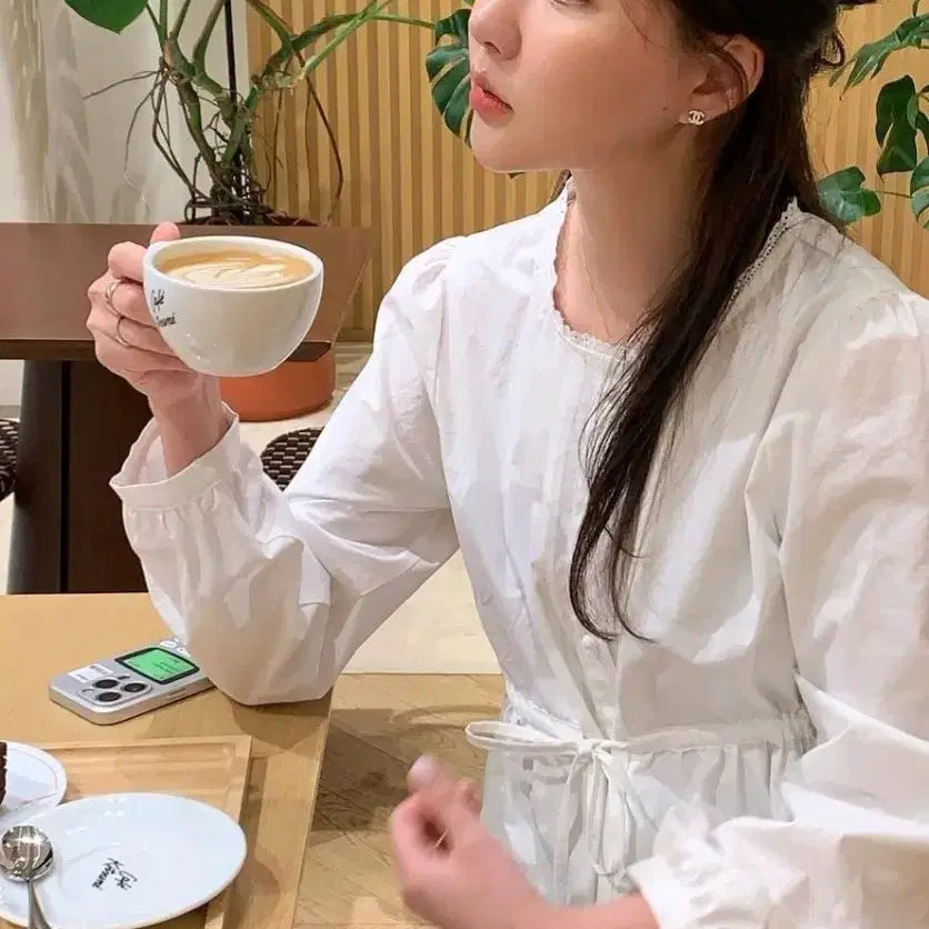 [BUNJANG] Mintude Weather String Blouse / 민뚜드 웨더 스트링 블라우스