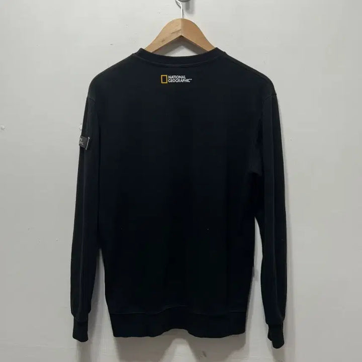 [BUNJANG] National Geographic Black Crewneck Sweatshirt M / 내셔널지오그래픽 블랙 맨투맨 티셔츠 M