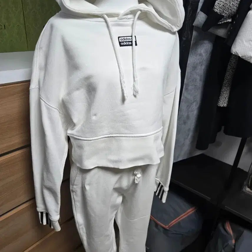 [BUNJANG] Adidas White Training Set S / 아디다스 흰색 트레이닝 세트 S