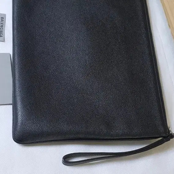 [SOLD OUT] 발렌시아가 클러치/클러치백 라지 정품S급(감정O)