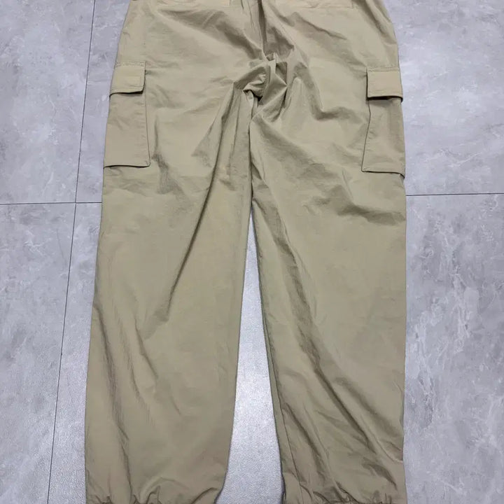 [BUNJANG] K-Way XL (32) Pants / XL (32) 까웨 K-Way