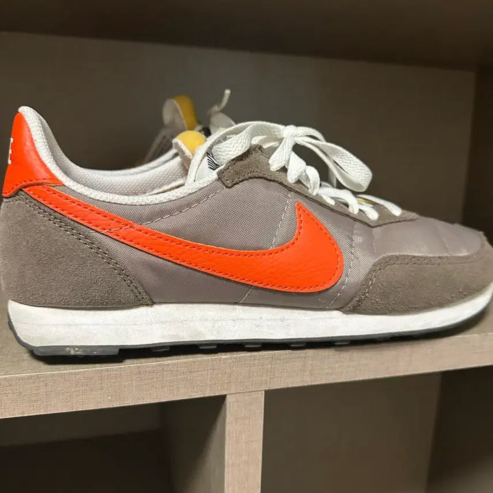[SOLD OUT] 나이키 데이브레이크 그레이 260mm