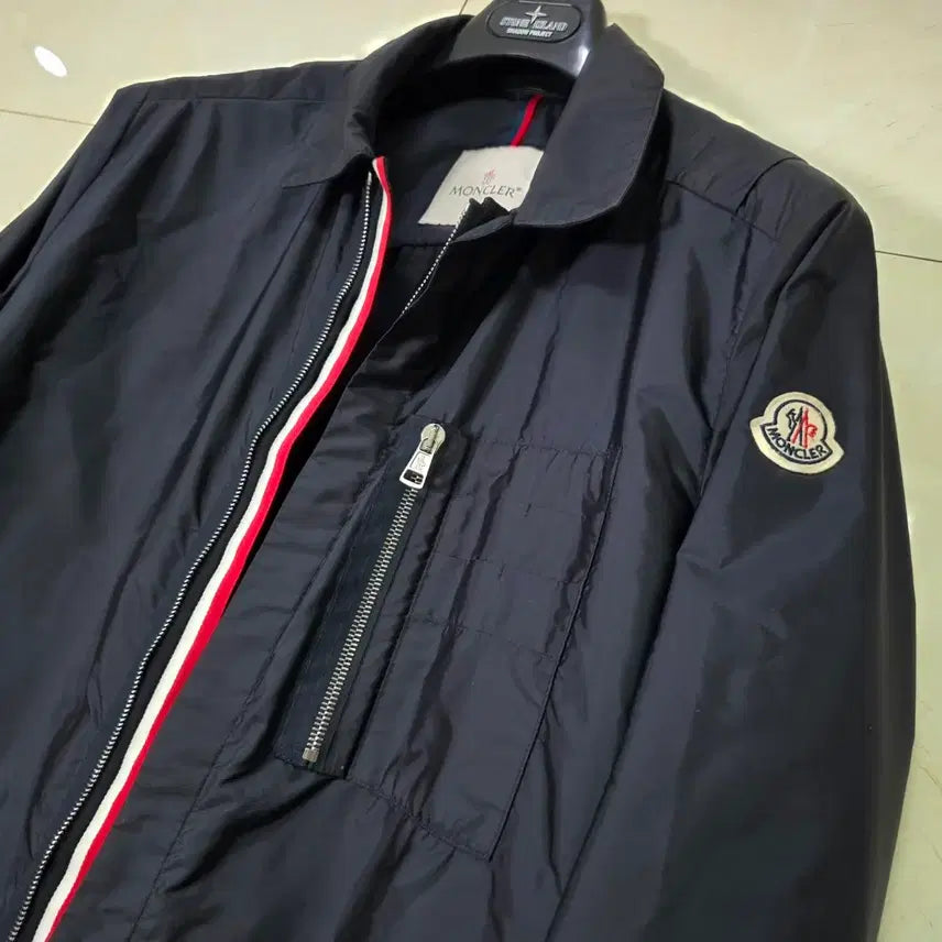 [BUNJANG] Moncler C Tricolor Windbreaker Jacket / {클로젯}[3]몽클레어 씨 트리콜로 바람막이 자켓