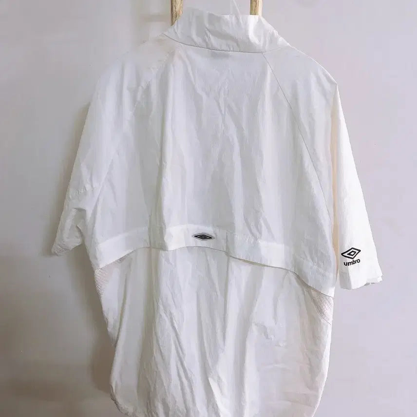 [SOLD OUT] 몽빈티지(105)엄브로남자빅로고반팔자켓
