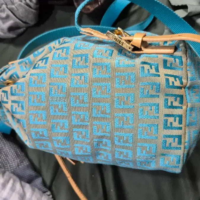 [SOLD OUT] 펜디 FENDI    주카패턴      스몰사이즈  백팩