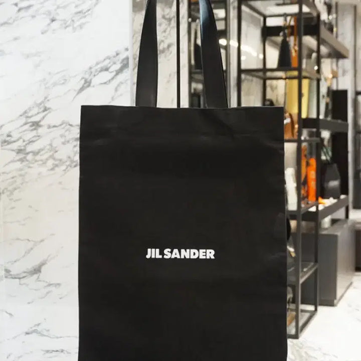 [SOLD OUT] (가격내림) 질샌더 로고 캔버스 라지 토트백 숄더백