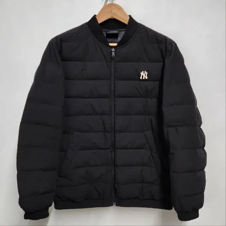 [SOLD OUT] MLB 뉴욕양키스 베이직 경량 구스다운 바람막이 자켓 M