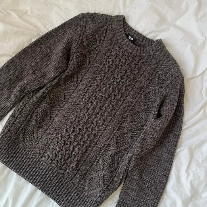 [BUNJANG] Uniqlo Cable Knit Sweater Brown / 유니클로 케이블 니트 스웨터 브라운