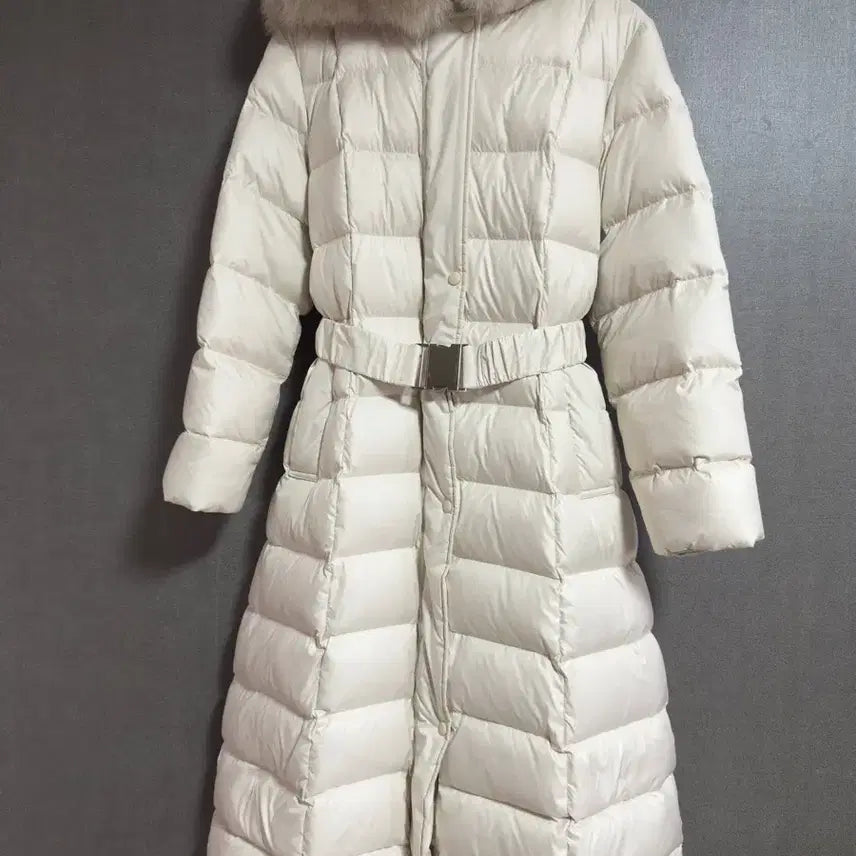 [SOLD OUT] 러브썸원 폭스퍼 덕다운 퀄팅 벨티드 롱패딩