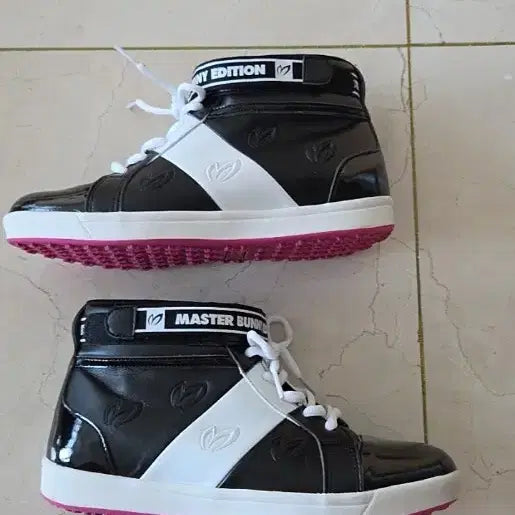 [BUNJANG] Master Bunny Golf Shoes (Size 240) - Used / 마스터바니 골프화 240사이즈 정품 한번신음 ㅡ착불 10만