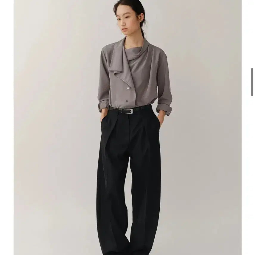[BUNJANG] Kinder Salmon Draped Casa Blouse / (택o 새상품) 킨더살몬 블라우스 Draped Casa