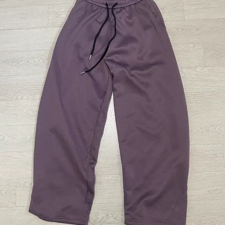 [BUNJANG] Wide Banding Pants Training Trousers Lavender / (새제품) 와이드 밴딩 팬츠 츄리닝바지 연보라