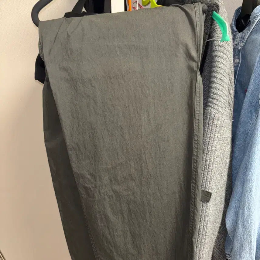 [SOLD OUT] 어나더오피스 산티아고 팬츠