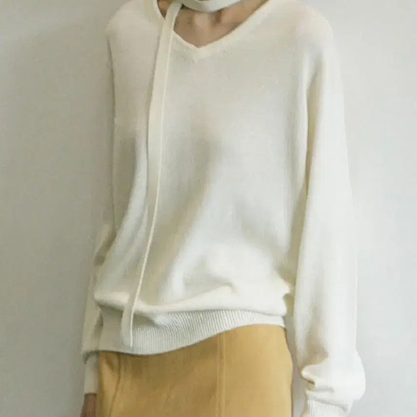 [BUNJANG] 르누이 Emillie Scarf Knit (Ivory) / 새상품) 르누이 홀가먼트 Emillie scarf knit (Ivory)