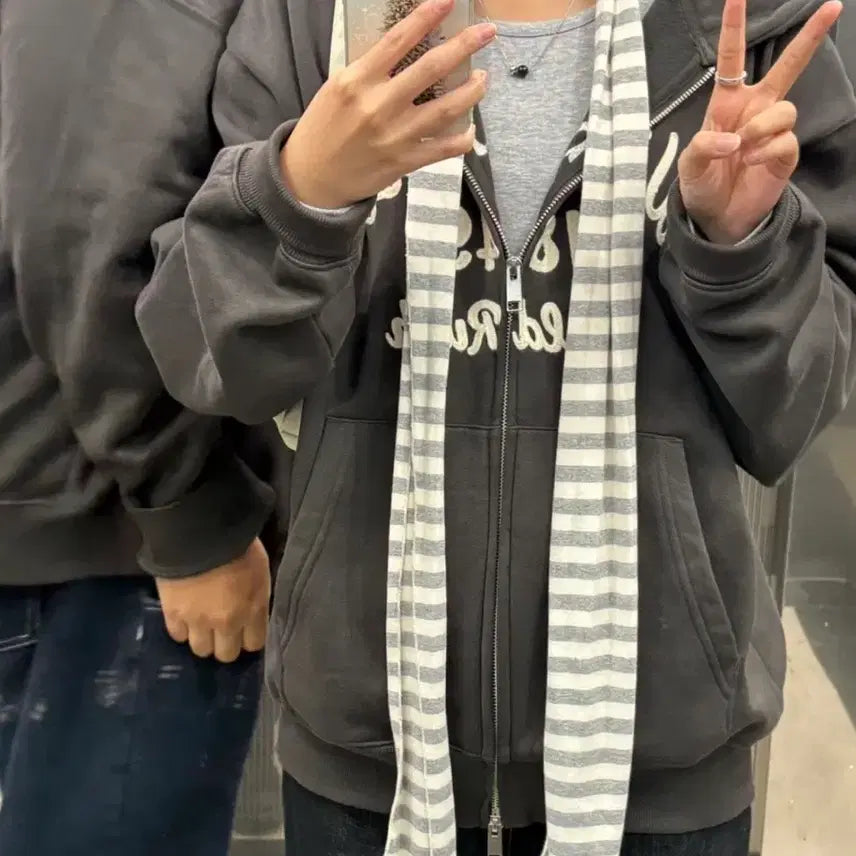 [BUNJANG] Striped Thin Scarf (Gray) / 스트라이프 얇은 머플러(그레이)