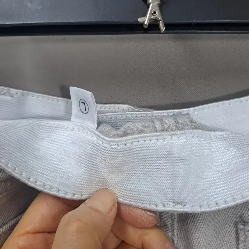 [BUNJANG] Gray Denim Pants / 허리밴드 연그레이 컬러 데님 팬츠