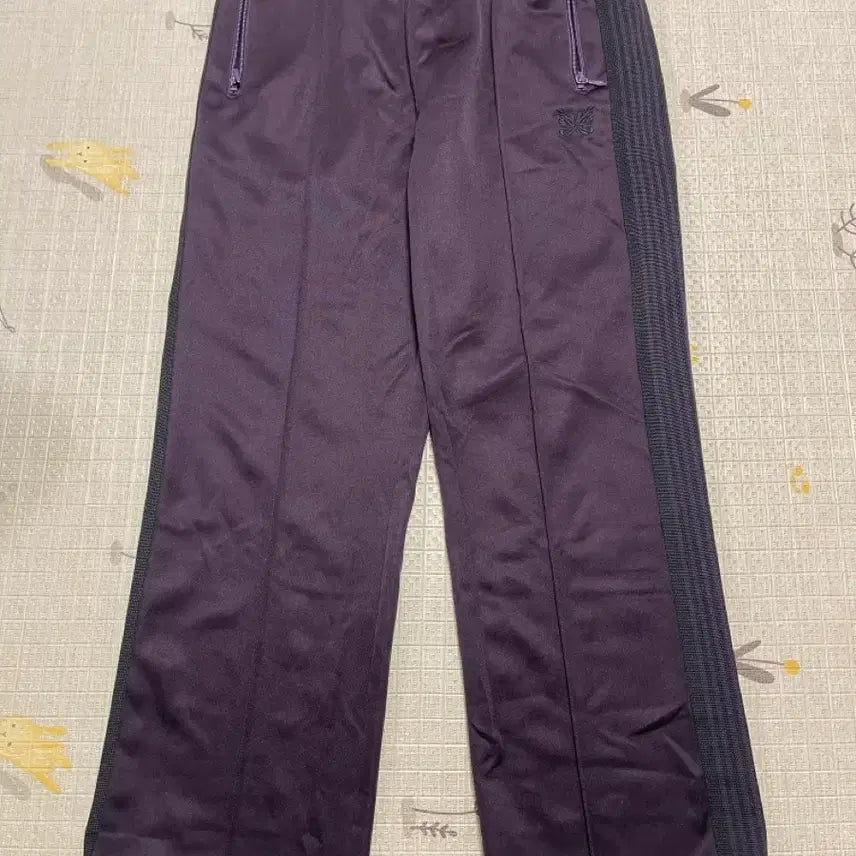 [SOLD OUT] 니들스 트랙팬츠 스트레이트 다크퍼플 L