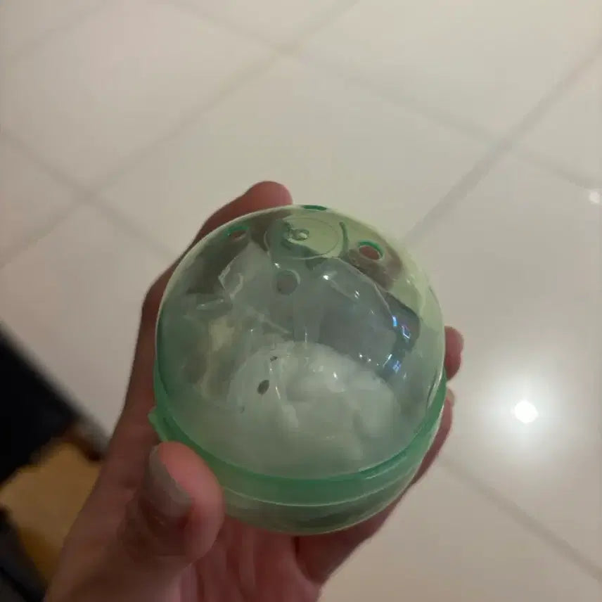 [BUNJANG] Sumikko Gurashi Figure Charm UFO Collection / 스미코구라시 피규어 참 UFO 콜렉션