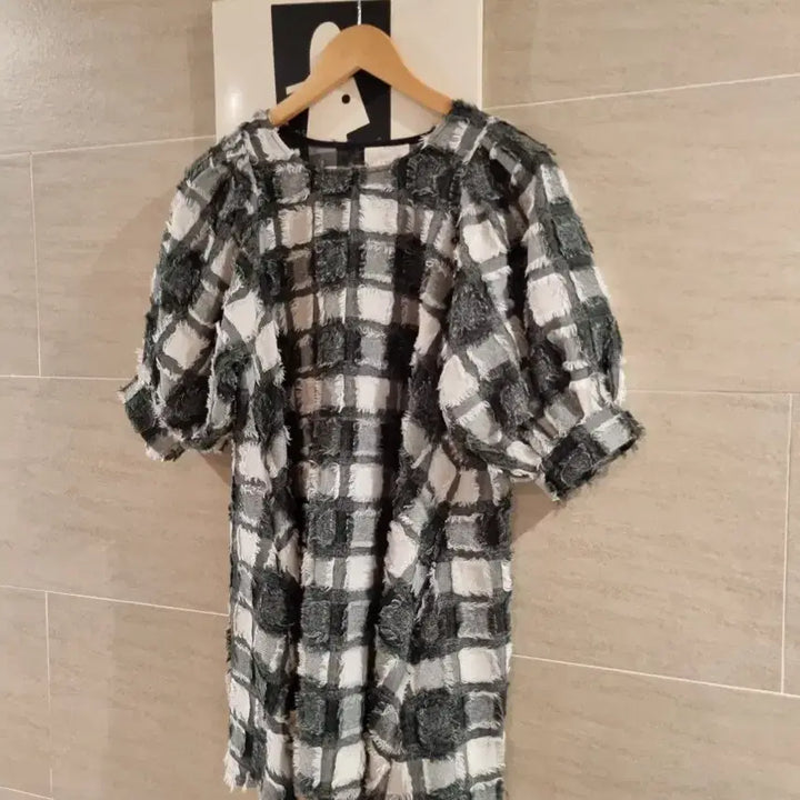 [BUNJANG] Checkered Puff Blouse &amp; Dress / 체크 퍼프 블라우스및 원핏
