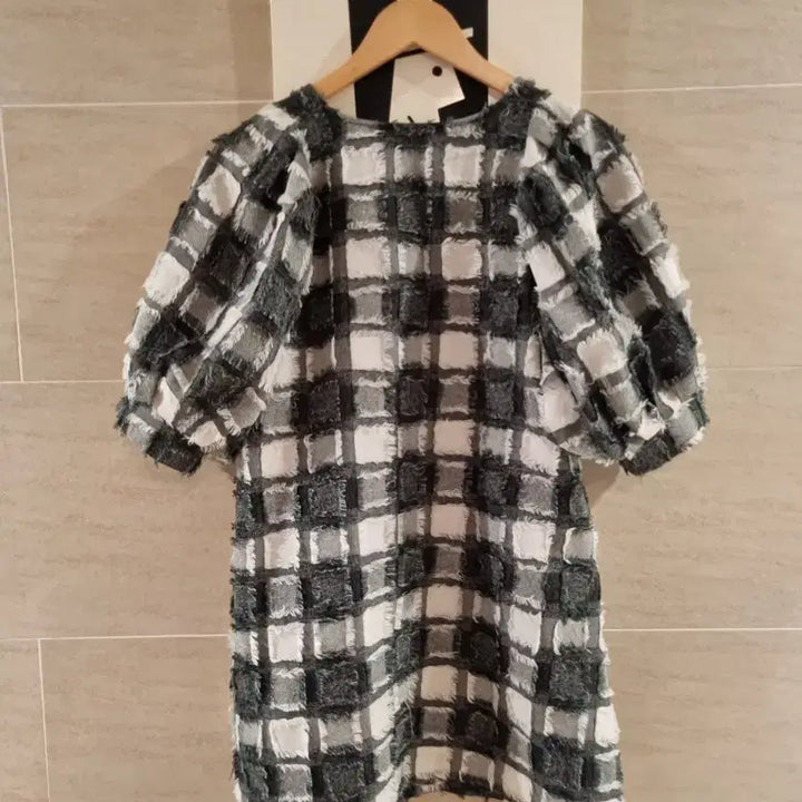 [BUNJANG] Checkered Puff Blouse &amp; Dress / 체크 퍼프 블라우스및 원핏