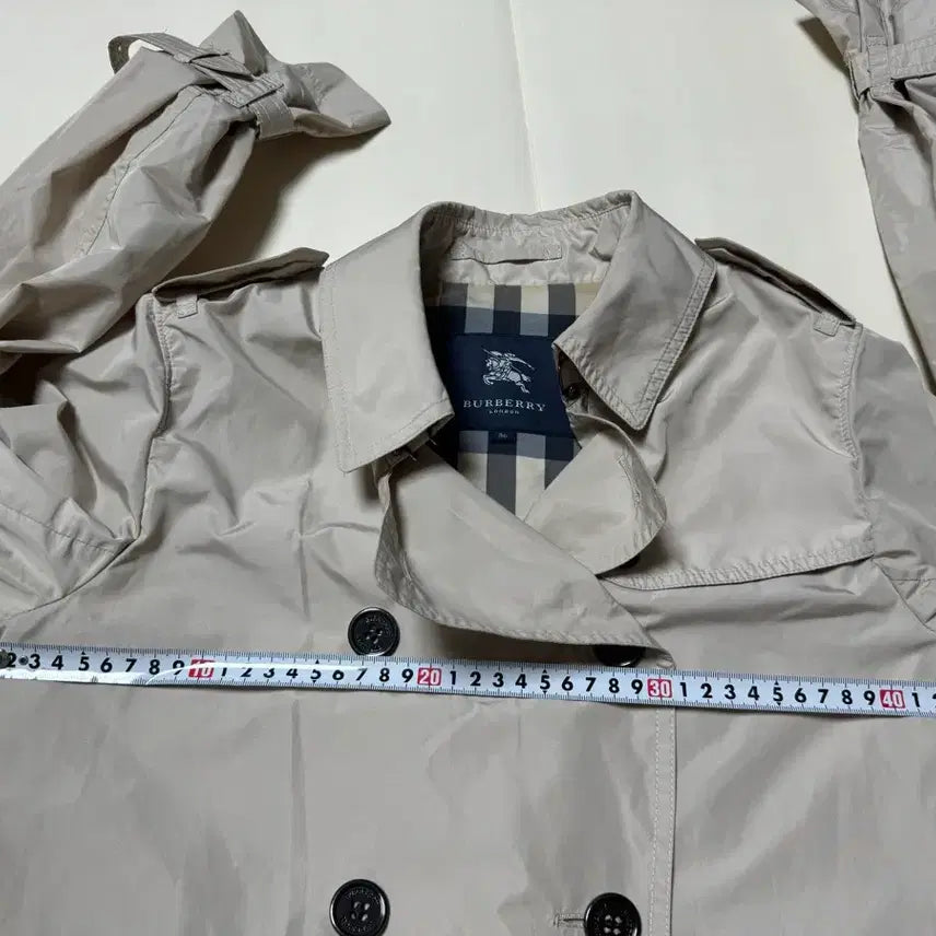 [BUNJANG] Burberry Double-Breasted Windbreaker Trench Coat / (상태AA) 버버리 춘추하계 레인코트/바람막이 트렌치코트44-55