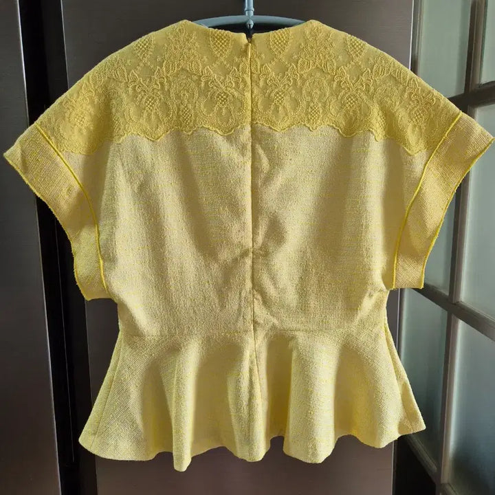 [BUNJANG] Plastic Island Yellow Blouse / [새상품]플라스틱아일랜드 옐로우 블라우스