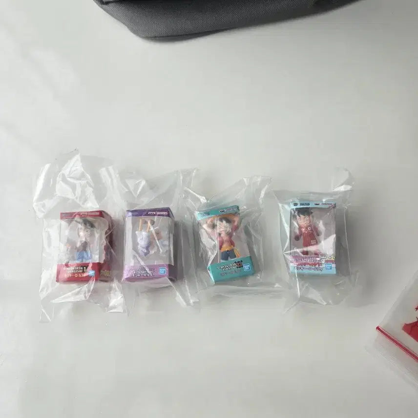[BUNJANG] One Piece World Collectable Mini Figure Luffy / (오늘만 특가)원피스가챠 월콜 월드콜렉터블 미니 피규어 루피 판매