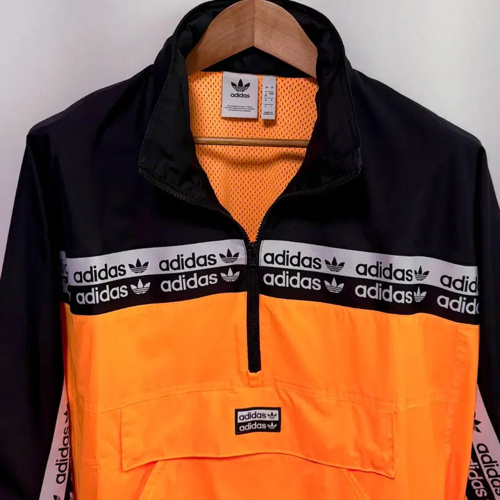 [SOLD OUT] 아디다스 네온 오버핏 아노락 바람막이 (M / 95~ 100 추천)