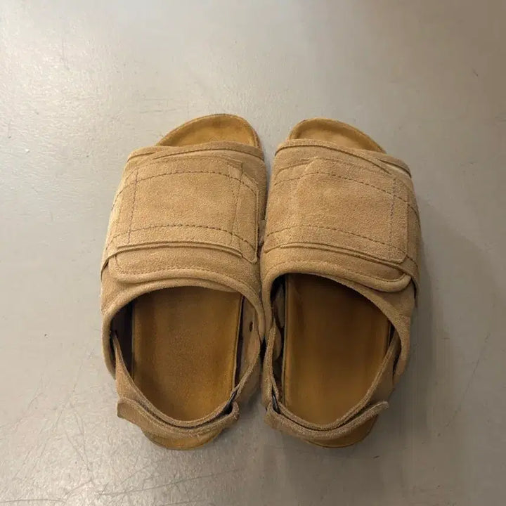 [SOLD OUT] (3) 폴리테루 점보 슬라이더 샌들 베이지