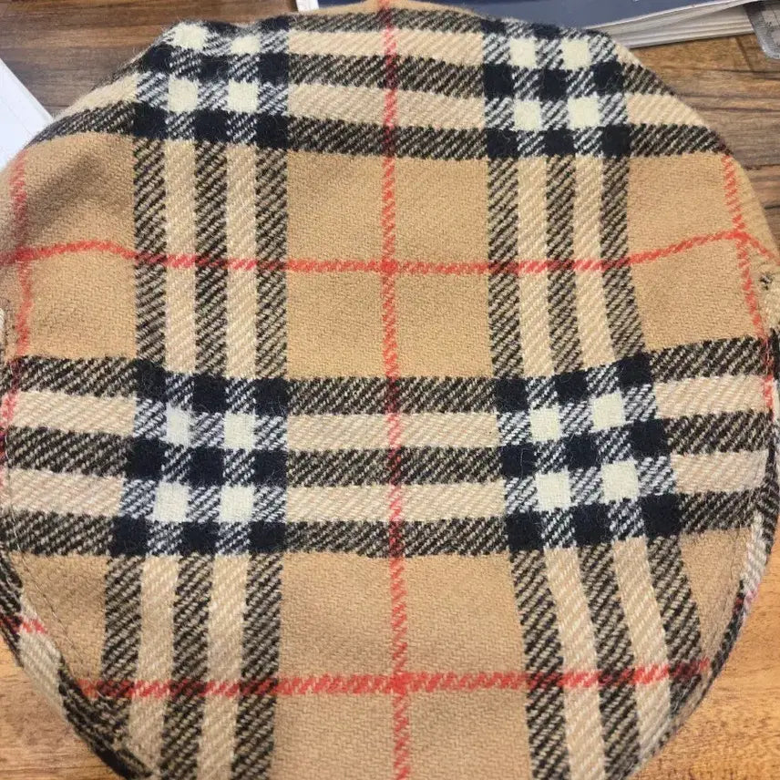 [BUNJANG] Burberry-Inspired Plaid Hunting Cap / 버버리st 체크 헌팅캡