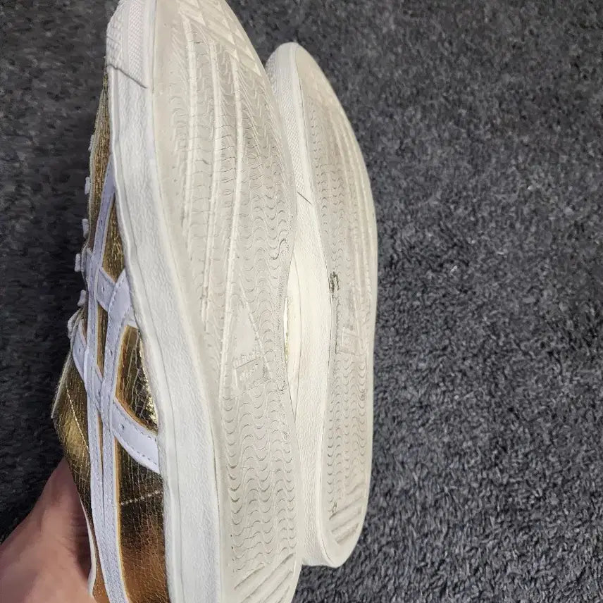[BUNJANG] Onitsuka Tiger Fabre Gold Sneakers / 오니츠카타이거 골드 파브레 260사이즈