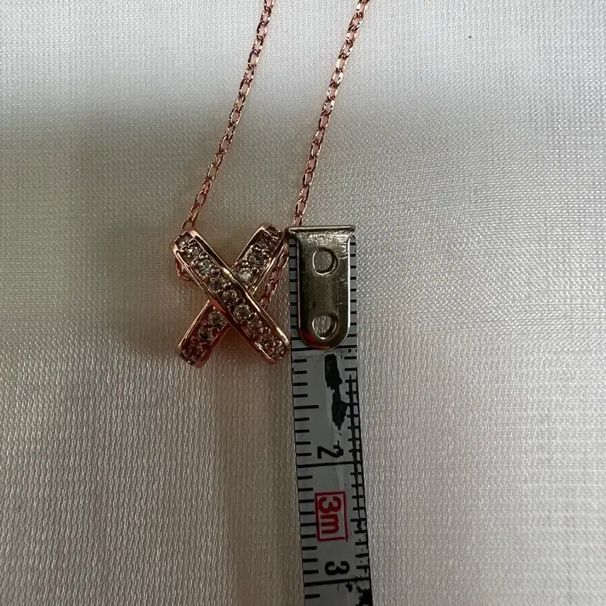 [BUNJANG] Rose Gold Cubic X-Shape Necklace / 로즈골드 큐빅 X자 목걸이(새상품)B0138