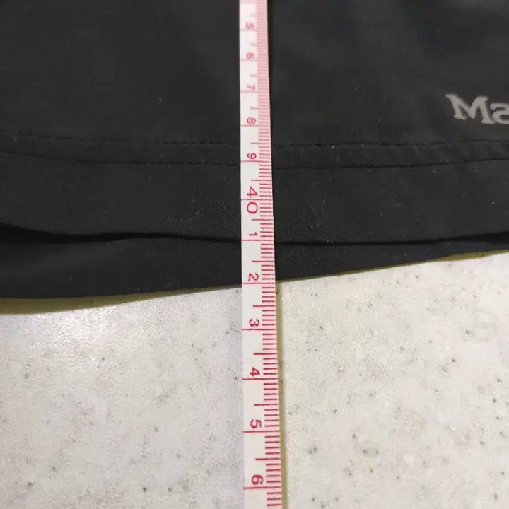 [SOLD OUT] 마모트 스판 러닝 반바지 S (30-32)