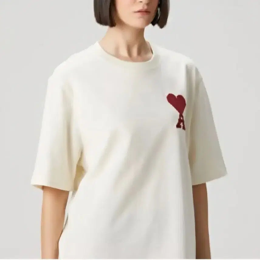 [BUNJANG] Ami de Coeur Big Logo T-shirt / 초특가/무료배송>아미 드 꾀흐 빅로고 반팔티 (베이지 / 아이보리)