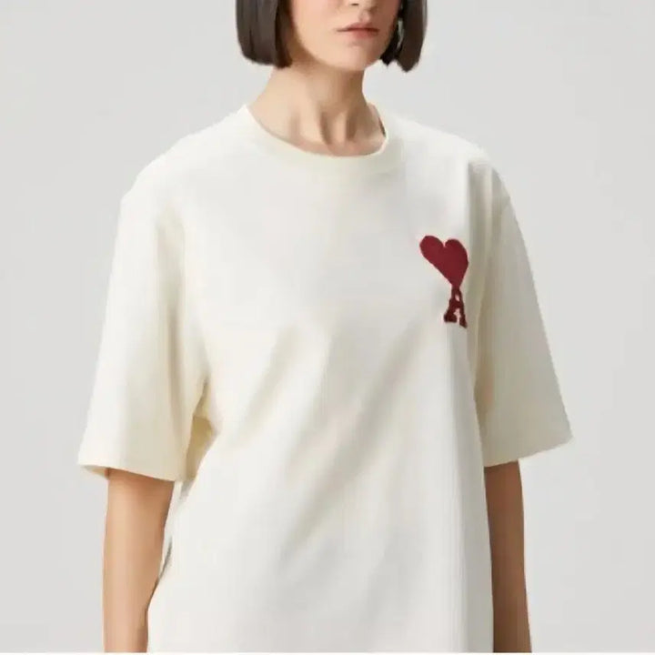[BUNJANG] Ami de Coeur Big Logo T-shirt / 초특가/무료배송>아미 드 꾀흐 빅로고 반팔티 (베이지 / 아이보리)