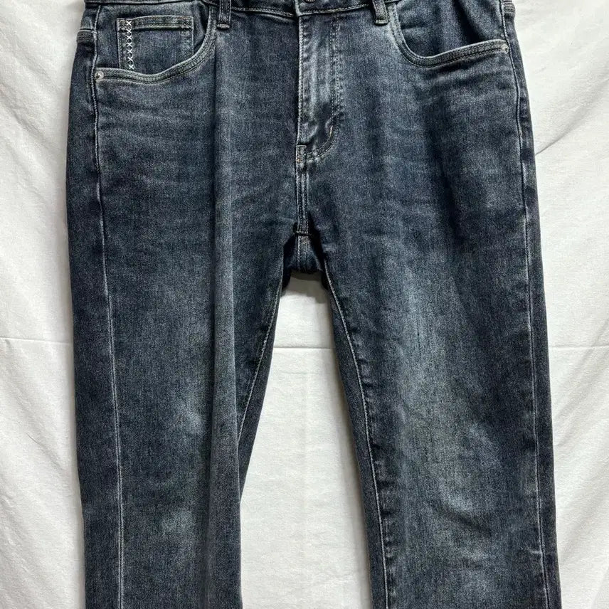 [BUNJANG] Panicale Embroidered Stitch Washed Denim Jeans / 빠니깔레 자수 스티치 스판 워시드 데님팬츠 청바지