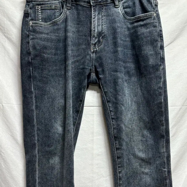 [BUNJANG] Panicale Embroidered Stitch Washed Denim Jeans / 빠니깔레 자수 스티치 스판 워시드 데님팬츠 청바지