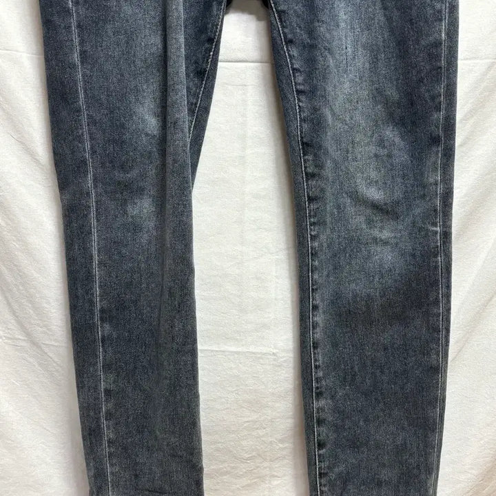 [BUNJANG] Panicale Embroidered Stitch Washed Denim Jeans / 빠니깔레 자수 스티치 스판 워시드 데님팬츠 청바지