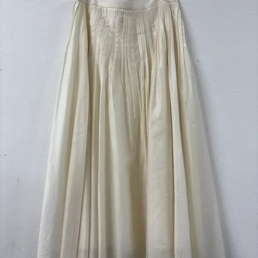 [SOLD OUT] 르누이 시어 플리츠 스커트
