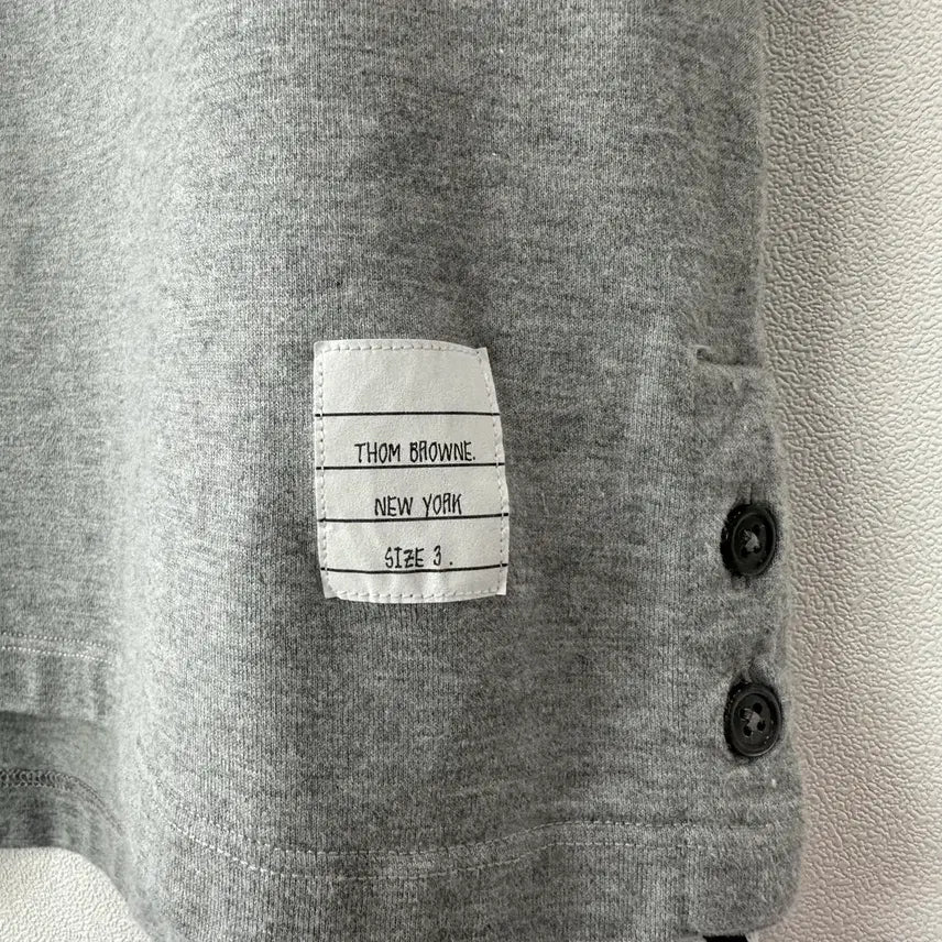[BUNJANG] Thom Browne Three Stripe Pocket T-Shirt Grey / [3]톰브라운 삼선 포켓 반팔 그레이