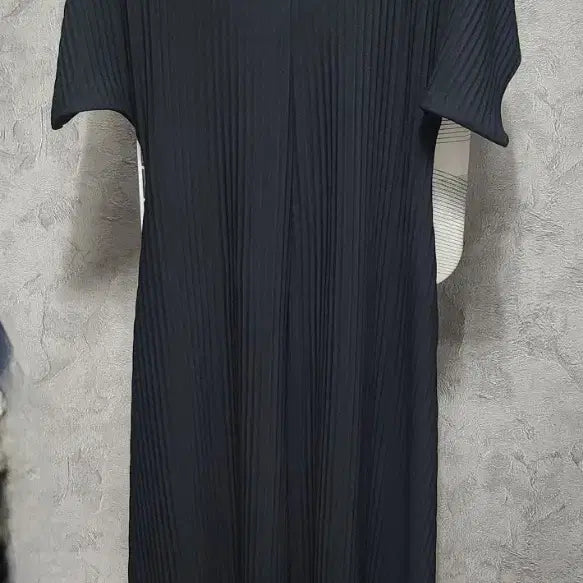 [BUNJANG] COS Pleated Long Dress / COS 코스 블랙 플리츠 원피스