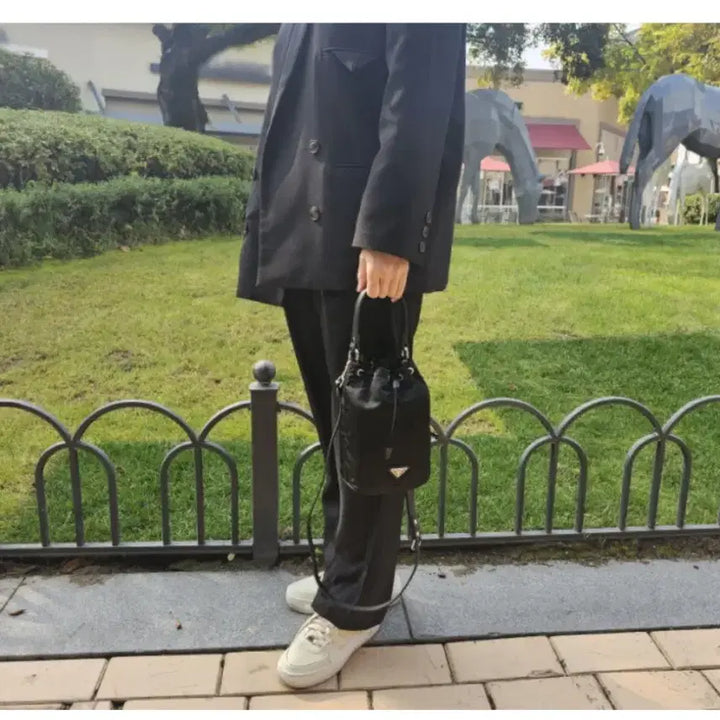 [SOLD OUT] 프라다 리나일론 파우치 블랙