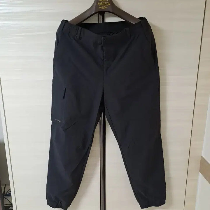 [SOLD OUT] 아이더 카고 조거팬 블랙 36