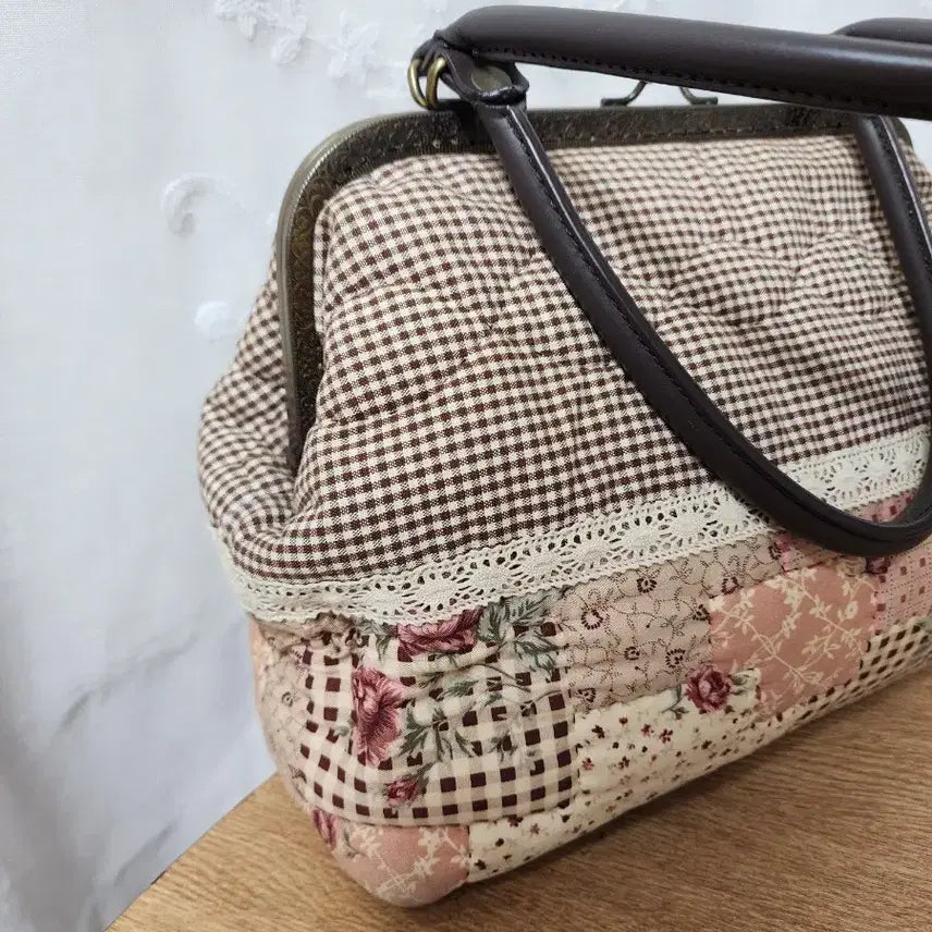 [SOLD OUT] 수제 퀼트 손가방