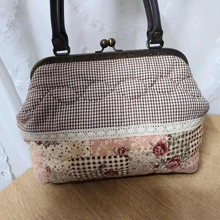 [SOLD OUT] 수제 퀼트 손가방